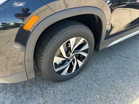 New 2026 Volkswagen Tiguan S AWD/4WD image 7
