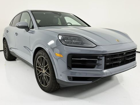 New 2026 Porsche Cayenne S image 9