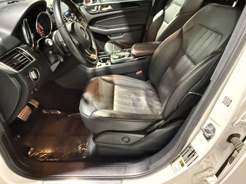 Used 2019 Mercedes-Benz GLE 400 4MATIC image 20