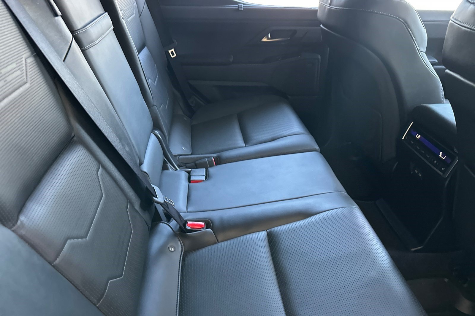 Certified 2025 Lexus GX 550 w/ Accessory Package (2T) AWD/4WD image 34