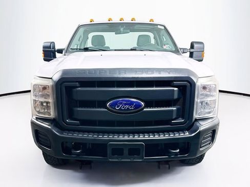 Used 2016 Ford F250 XL w/ Power Equipment Group AWD/4WD image 2