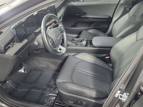 Used 2025 Kia K5 EX image 17