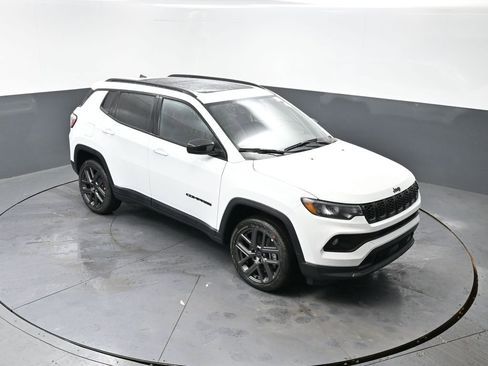 New 2026 Jeep Compass Latitude w/ Sun and Sound Group image 26