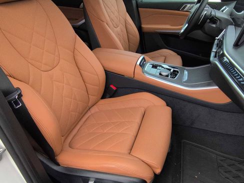 Certified 2024 BMW X5 xDrive40i w/ Premium Package image 22