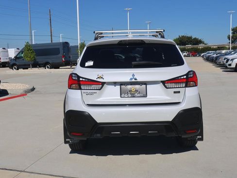 Used 2024 Mitsubishi Outlander Sport AWD image 4