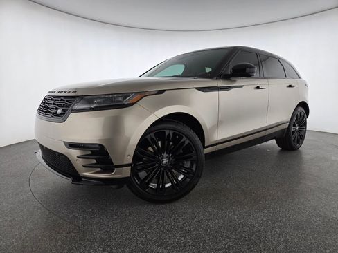 New 2026 Land Rover Range Rover Velar Dynamic SE image 1