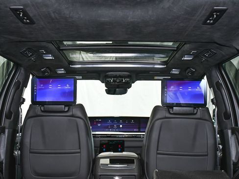 Used 2026 Cadillac Escalade ESV Platinum Sport AWD/4WD image 74