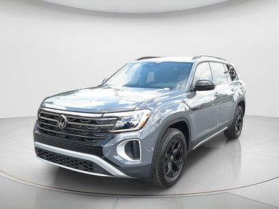 New 2026 Volkswagen Atlas Peak Edition