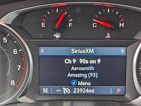 Used 2025 Chevrolet Blazer LT image 16