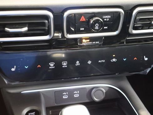 New 2026 Nissan Sentra SR w/ SR Premium Package image 18