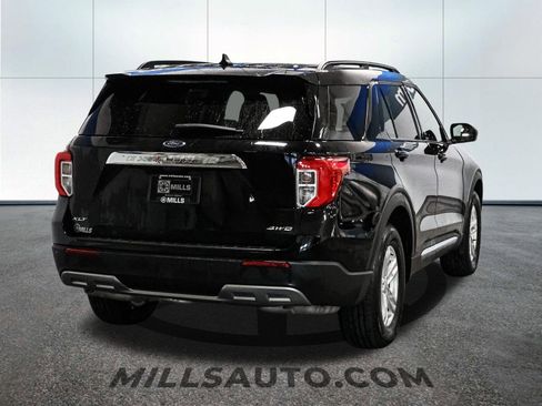 Certified 2023 Ford Explorer XLT w/ Equipment Group 202A image 7