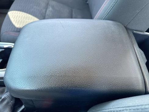Used 2017 Toyota Tacoma SR5 RWD image 20