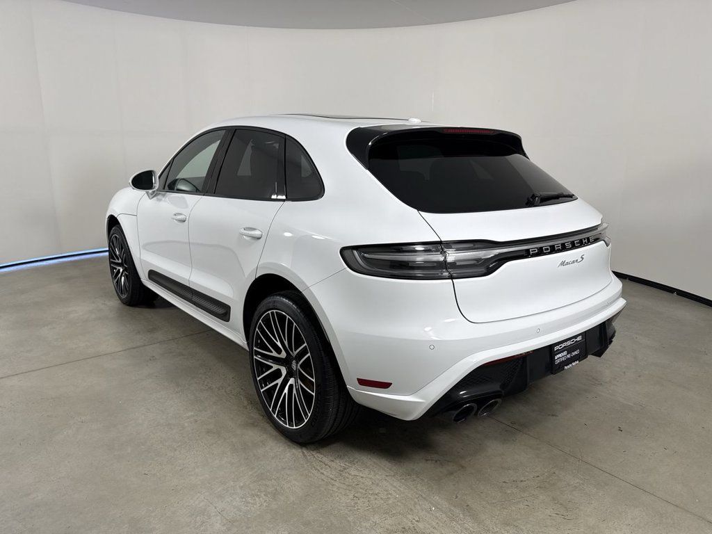 Certified 2026 Porsche Macan S AWD/4WD image 3
