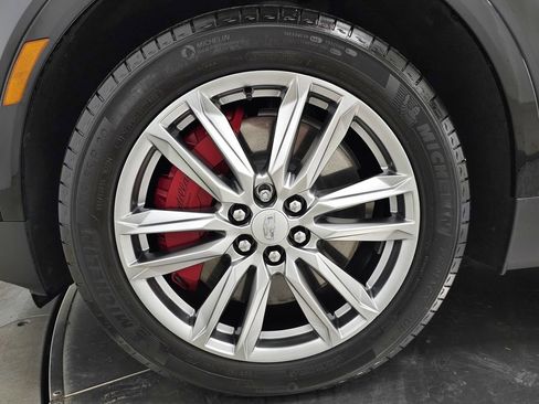 Certified 2023 Cadillac XT5 Sportv AWD/4WD image 16