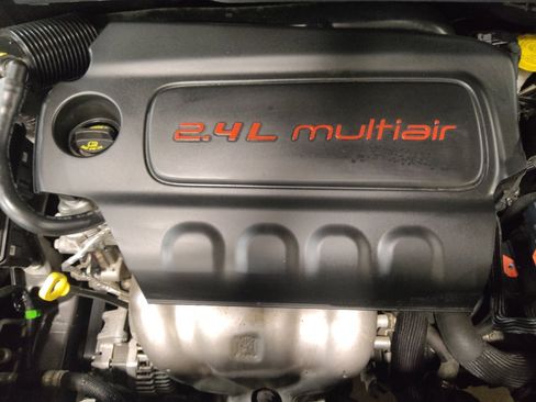 Used 2017 Jeep Compass Latitude w/ Popular Equipment Group FWD image 30