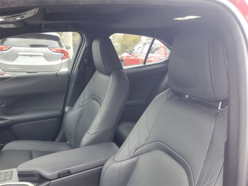 Used 2024 Lexus UX 250h 250h Premium image 17