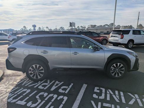 Certified 2025 Subaru Outback Limited XT w/ Popular Package #2 image 4