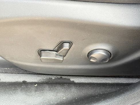 Used 2022 Jeep Cherokee Trailhawk w/ Sound & Nav Group image 24