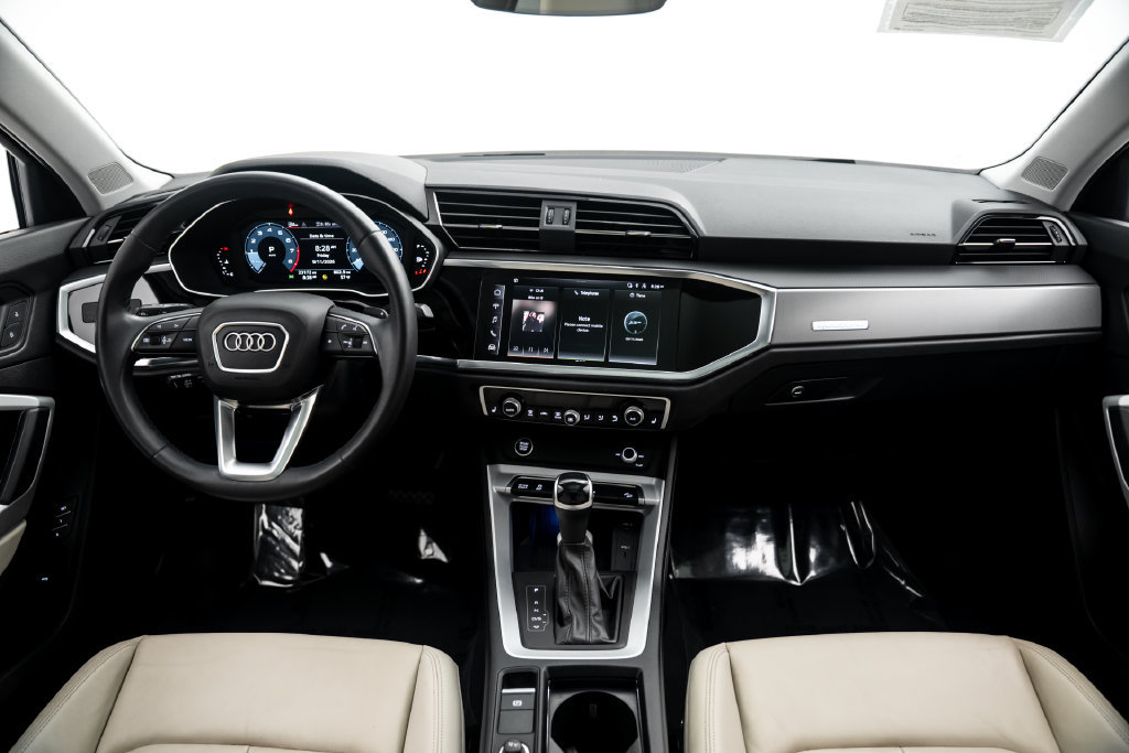 Used 2023 Audi Q3 2.0T Premium Plus w/ Premium Plus Package AWD/4WD image 15