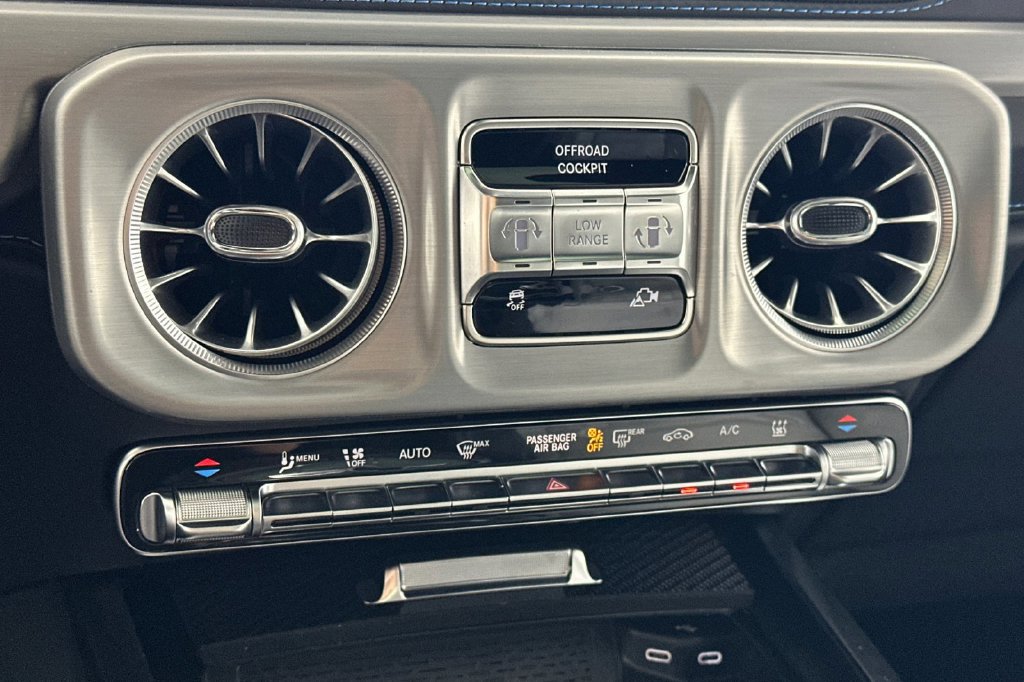 Used 2025 Mercedes-Benz G 580 w/ EQ Technology image 24