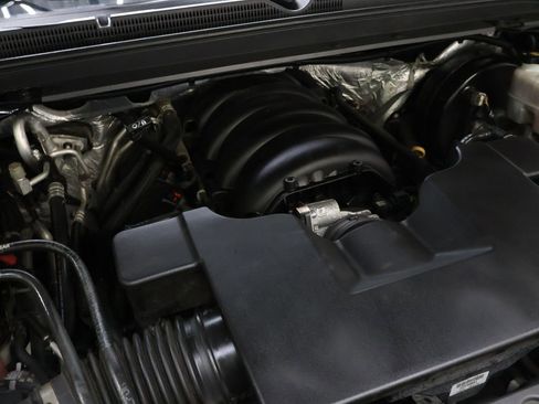 Used 2018 Chevrolet Tahoe LT image 25