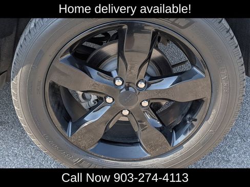 Used 2020 Jeep Grand Cherokee Altitude AWD/4WD image 13
