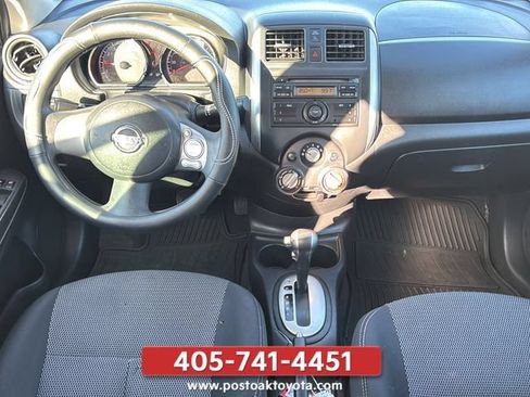 Used 2014 Nissan Versa SV FWD image 14