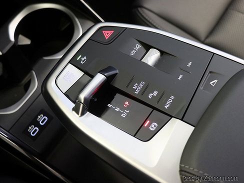 Certified 2025 BMW X2 xDrive28i image 24