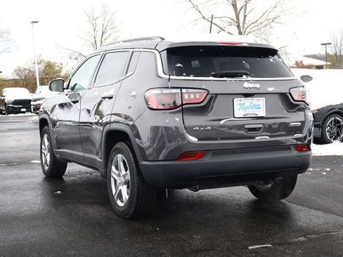 Used 2024 Jeep Compass Latitude image 7