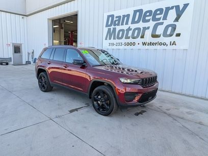 Used 2024 Jeep Grand Cherokee Altitude