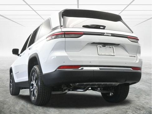 Used 2025 Jeep Grand Cherokee Limited image 58