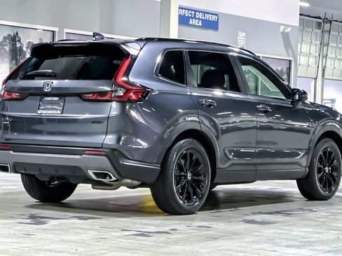 Used 2023 Honda CR-V Sport image 8