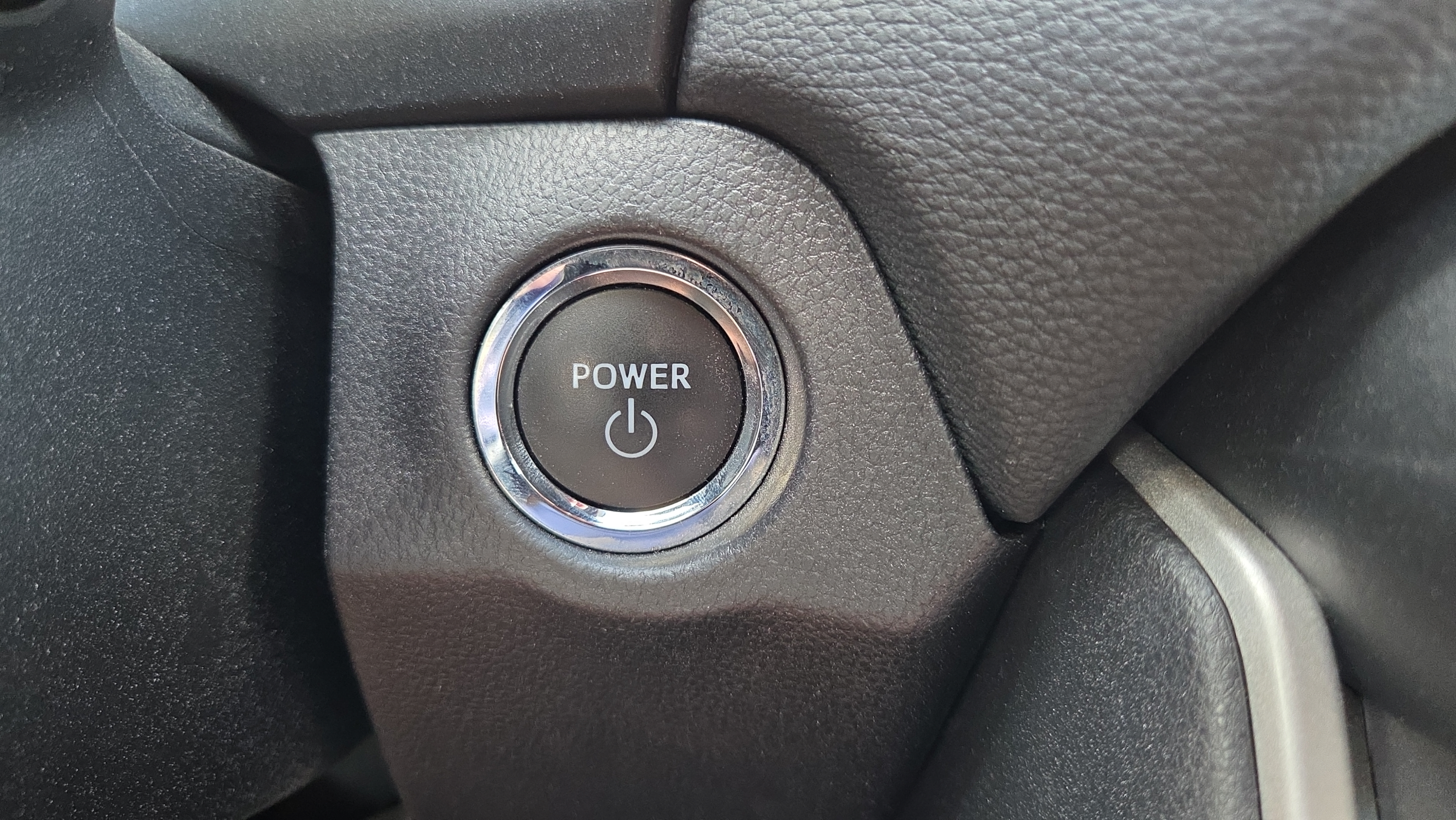 Used 2024 Toyota RAV4 XLE AWD/4WD image 26