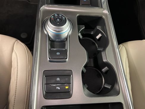 Used 2024 Ford Edge Titanium AWD/4WD image 15