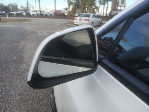 Used 2021 Tesla Model 3 Standard Range Plus image 37