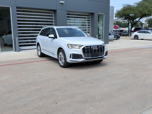 Used 2023 Audi Q7 2.0T Premium Plus w/ Premium Plus Package AWD/4WD image 2
