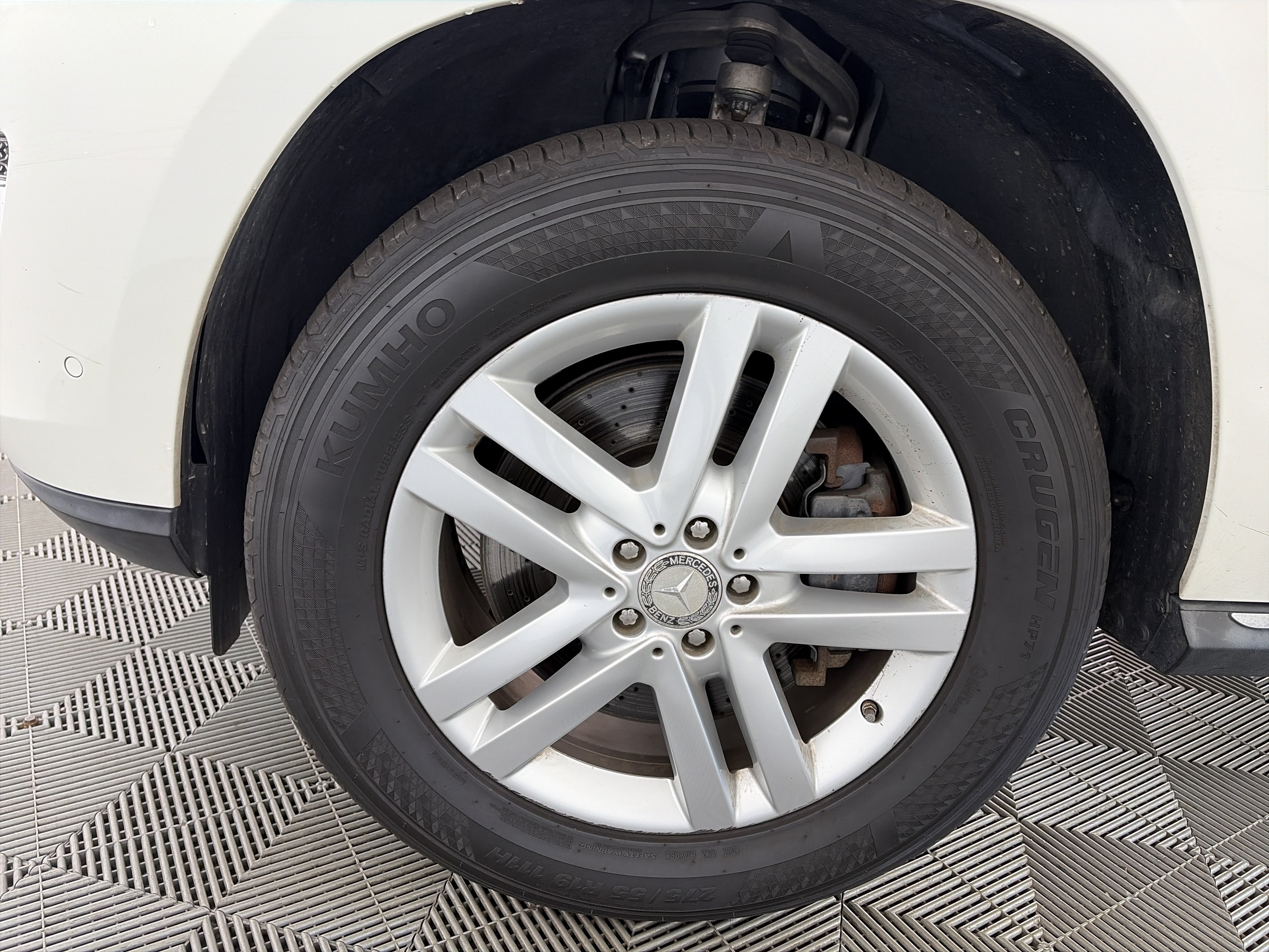 Used 2013 Mercedes-Benz GL 450 4MATIC image 13