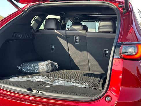 New 2025 MAZDA CX-5 Signature image 8