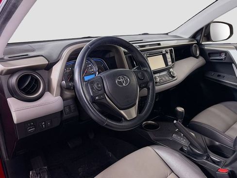 Used 2013 Toyota RAV4 Limited image 9