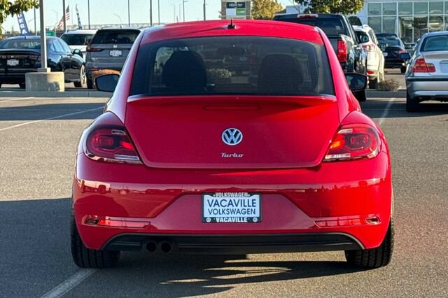 Used 2019 Volkswagen Beetle 2.0T S FWD image 5