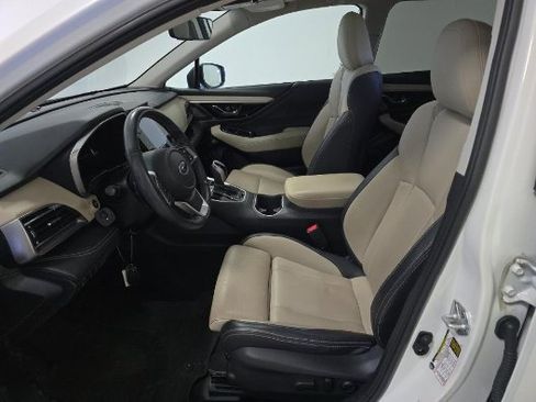 Used 2023 Subaru Outback Limited image 6