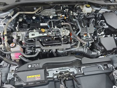 Used 2024 Toyota Corolla Cross AWD Hybrid image 30