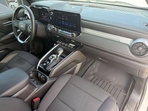 Used 2024 Chevrolet Colorado LT w/ LT Convenience Package II AWD/4WD image 27
