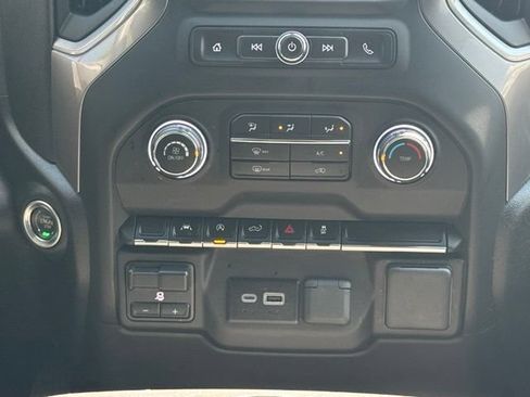Used 2025 Chevrolet Silverado 1500 Custom w/ Turbomax Blackout Package AWD/4WD image 18