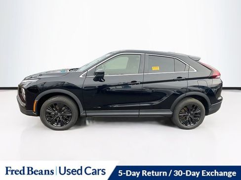 Used 2022 Mitsubishi Eclipse Cross LE image 4