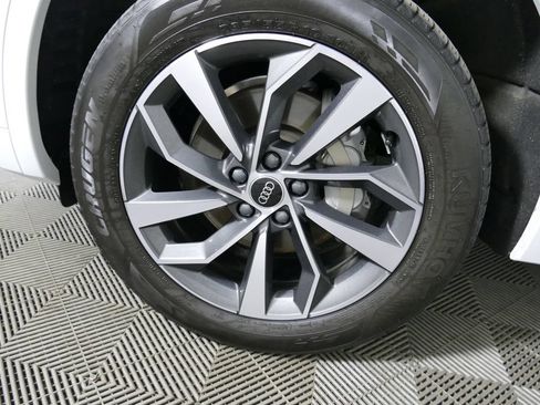 Used 2023 Audi Q5 2.0T Premium Plus w/ Premium Plus Package AWD/4WD image 9