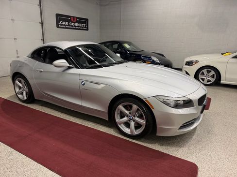 Used 2011 BMW Z4 sDrive30i RWD image 48