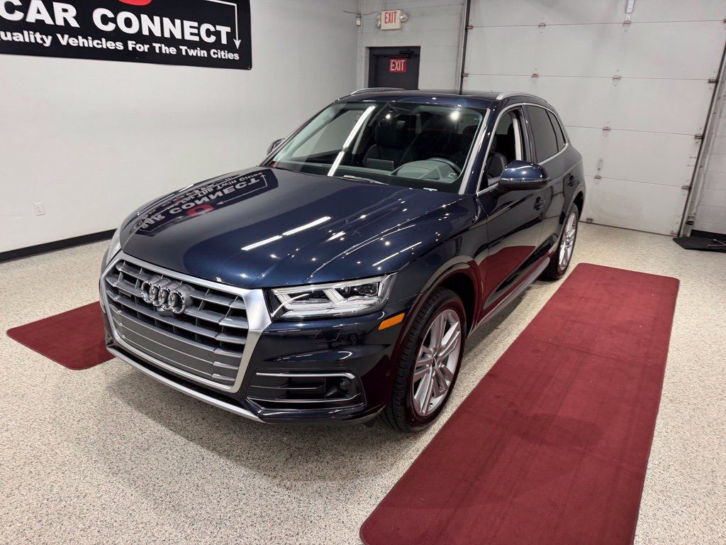 Used 2019 Audi Q5 Prestige w/ Prestige Package AWD/4WD image 3