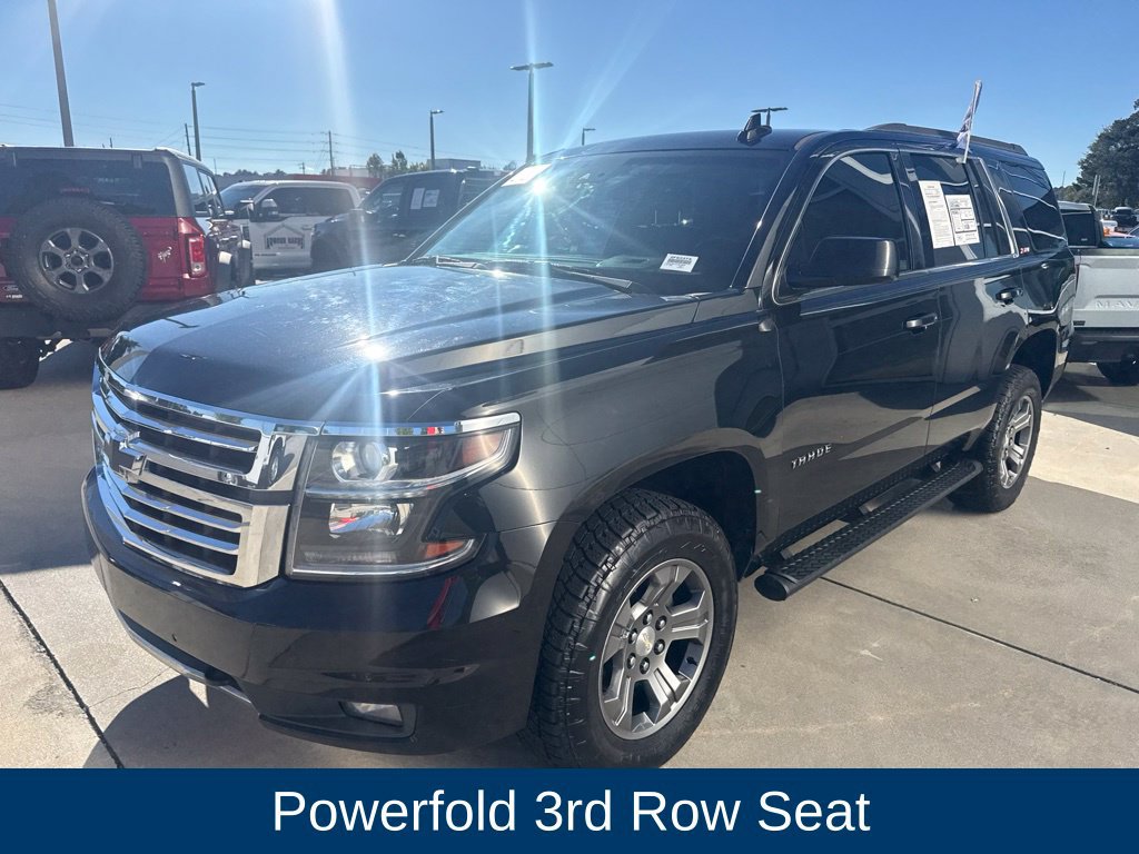 Used 2018 Chevrolet Tahoe LT w/ Luxury Package AWD/4WD image 3