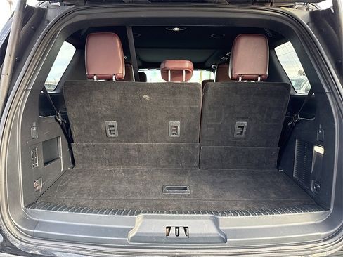Used 2024 Ford Expedition Limited image 14